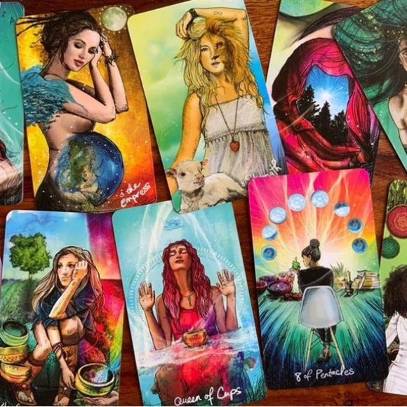 The Light Seer's Tarot Card Deck - Picture 3 of 4